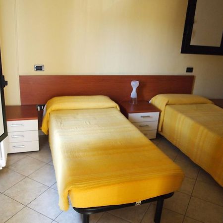 מלון Borghetto Secondo Caffetteria Dell'Angolo מראה חיצוני תמונה